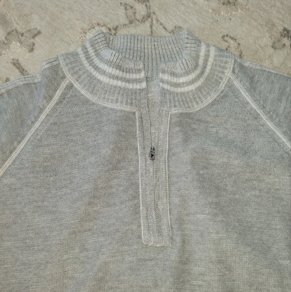 XXL Tommy Bahama reversible Light Weight 1/4 zip
